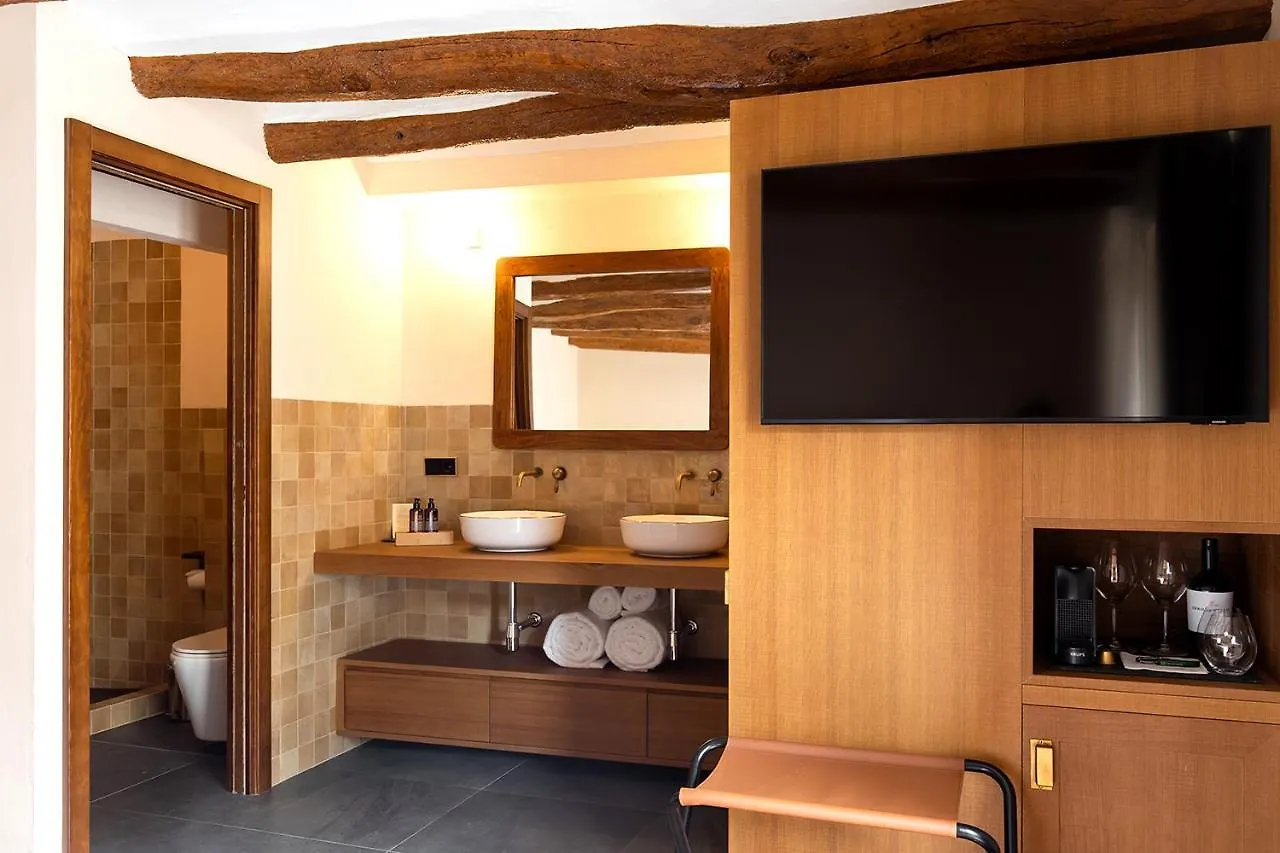 Casa Gran 1771 - Montrubi Winery Hotel - Adults Only Font-Rubi
